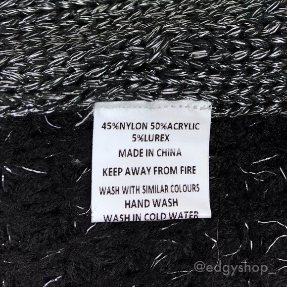 LF | The Sloane Society Oversized V-Neck Sweater - Picture 5 of 7